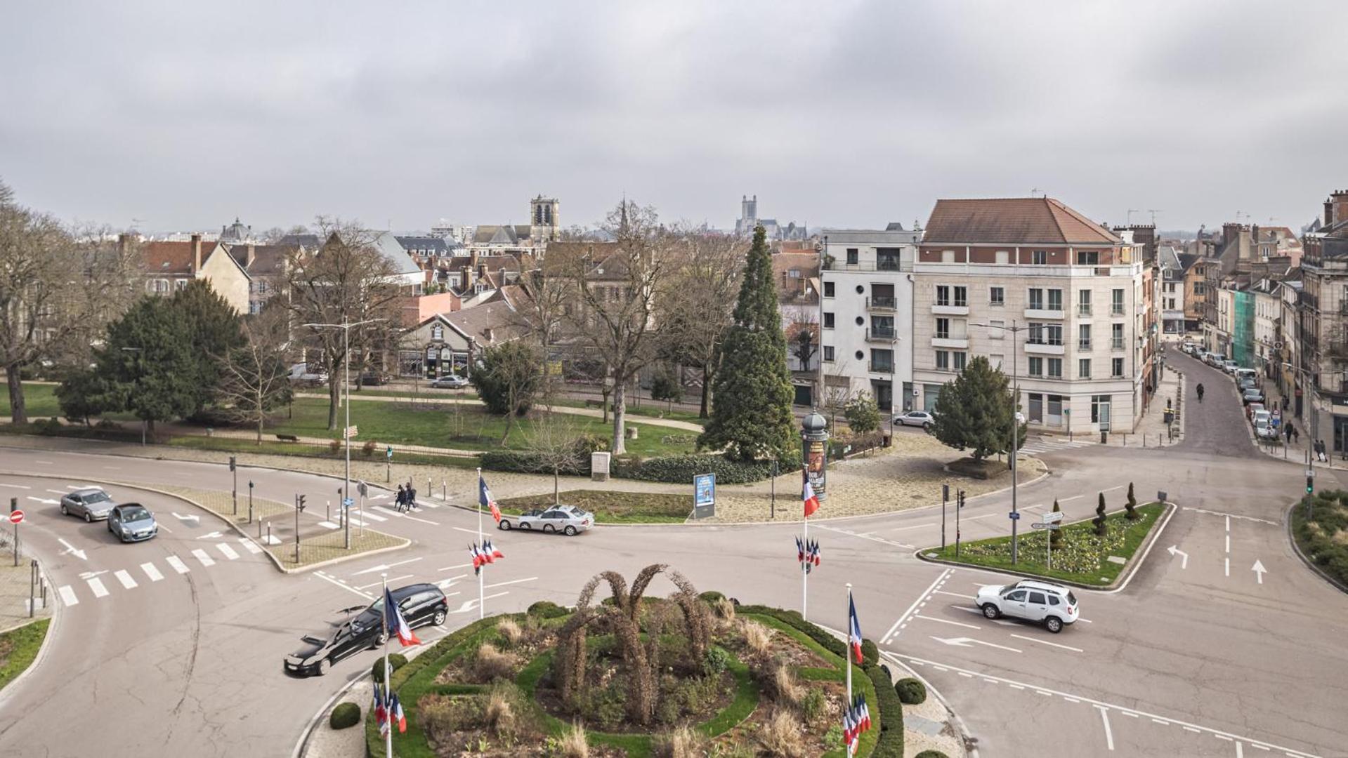 Le Balcon Troyen - Proche Hypercentre - 4 Pers. Daire Troyes Dış mekan fotoğraf